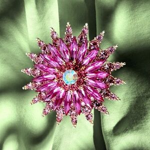 Pink  Rhinestone Flower Burst l Brooch